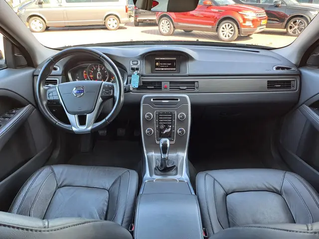 Volvo V70 2.0 T4 Classic Edition 2015 Benzine 5