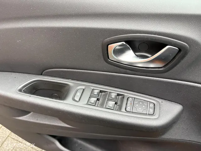 Renault Captur 0.9 TCe Intens 2019 Benzine 6