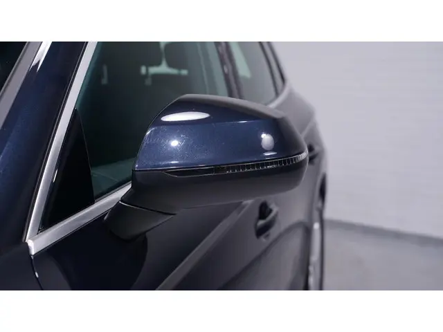 Audi Q5 35 TDI quattro S edition 2020 Diesel 10