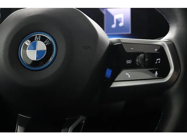 BMW i5 M60 xDrive 84 kWh 2024 Elektrisch 17