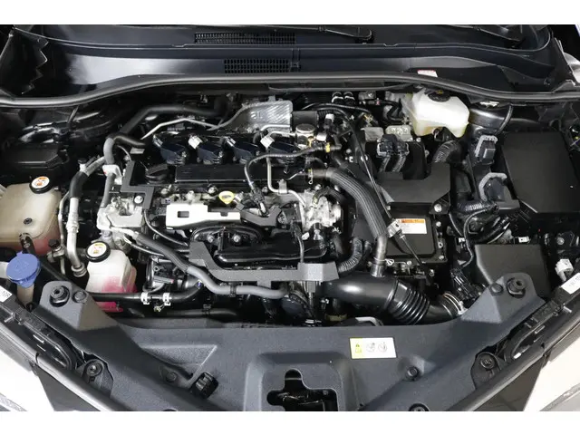 Toyota C-HR 2.0 Hybrid Bi-Tone 2020 Hybride Benzine 37