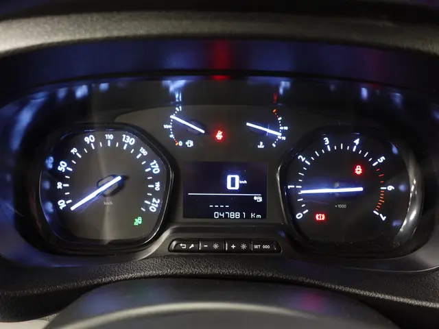 Opel Vivaro 1.5 CDTI L3H1 Edition 2022 Diesel 16