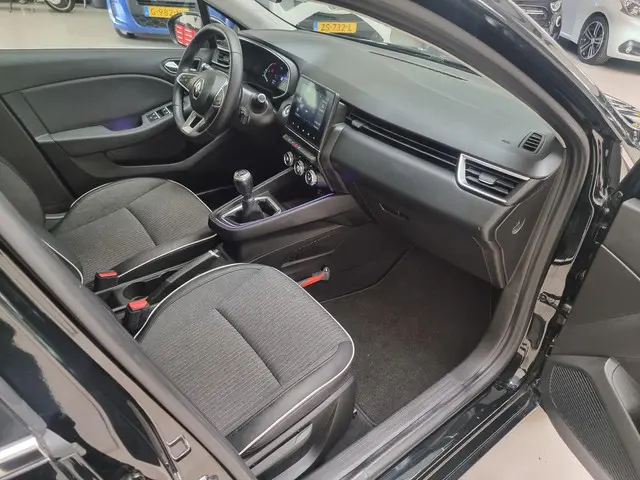 Renault Clio 1.0 TCe Intens 2021 Benzine 13
