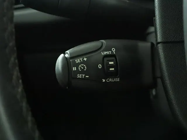 Citroën C3 1.0 VTi Attraction 2014 Benzine 12