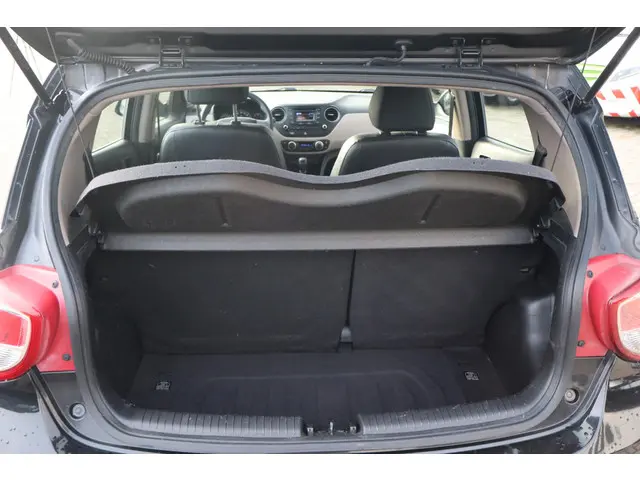 Hyundai i10 1.0i i-Motion 2015 Benzine 14