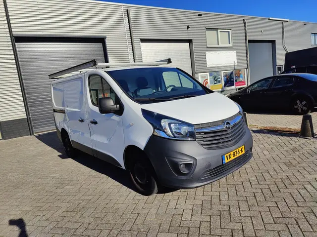 Opel Vivaro 1.6 CDTI Eco bj 2014 127.000km Nap 2014 Diesel 3