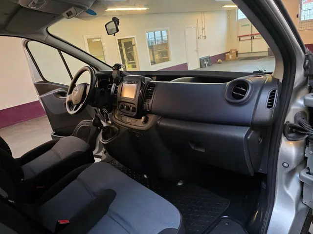 Opel Vivaro Combi 1.6 CDTI L2H1 2019 Diesel 11