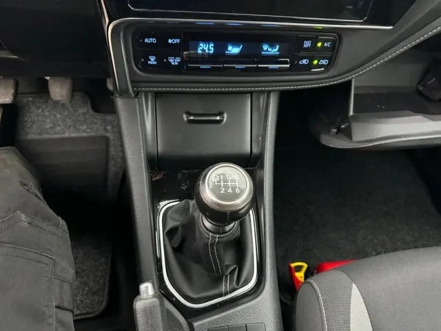Toyota Auris Touring Sports 1.3 Now 2019 Benzine 9