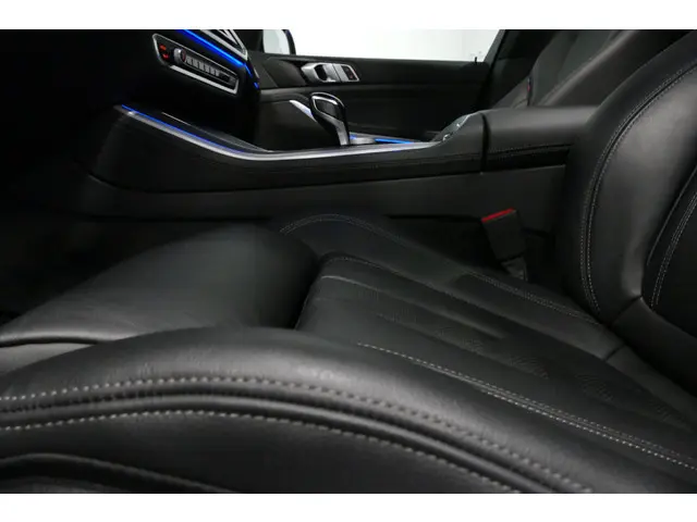 BMW X5 xDrive45e M Sport 2022 Hybride Benzine 45