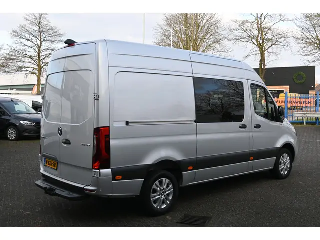 Mercedes-Benz Sprinter 3