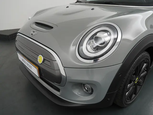 MINI Electric Yours 33 kWh 2020 Elektrisch 26