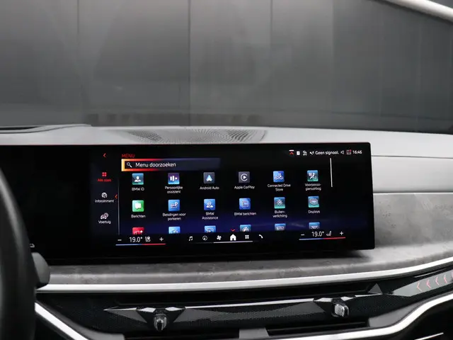 BMW X5 xDrive50e Launch Edition 2024 Hybride Benzine 11