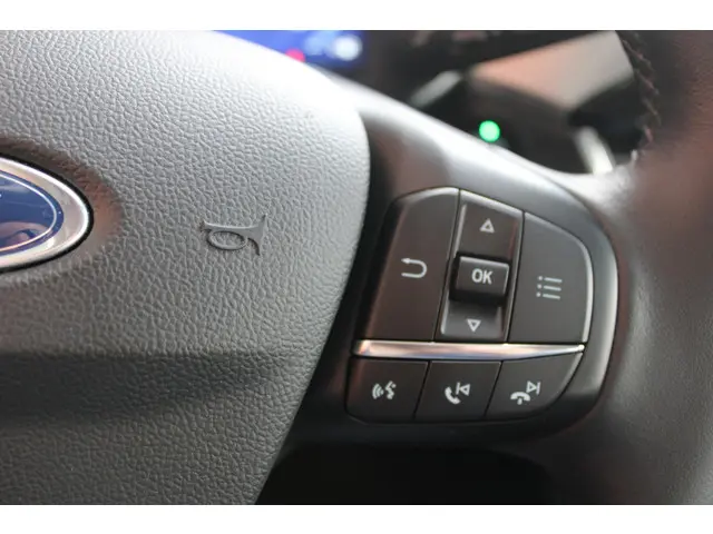 Ford Kuga 2.5 PHEV Titanium 2021 Hybride Benzine 12