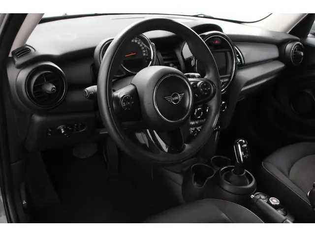 MINI One 1.5 Automaat One Pepper 2020 Benzine 9