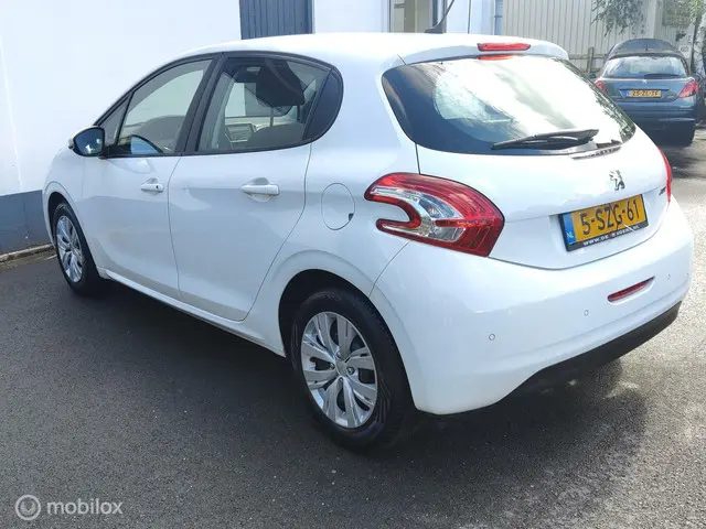 Peugeot 208 1.2 VTi Blue Lease Airco/navi/Pdc 2013 Benzine 5