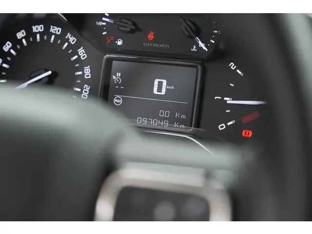 Citroën C3 Aircross PureTech 110 S&S Feel 2017 Benzine 38