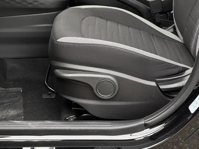 Hyundai i10 1.0 Comfort 2025 Benzine 21