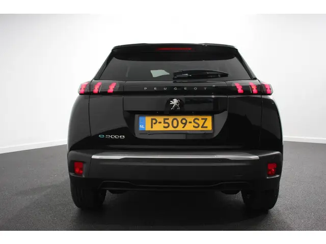 Peugeot e-2008 EV Allure Pack 50 kWh 2022 Elektrisch 21