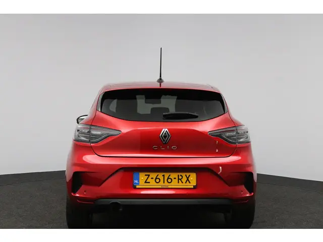 Renault Clio 1.0 TCe 90 GPF evolution 2024 Benzine 8