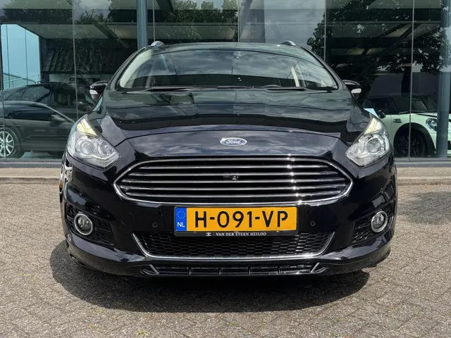 Ford S-Max 1.5 Titanium 2016 Benzine 8