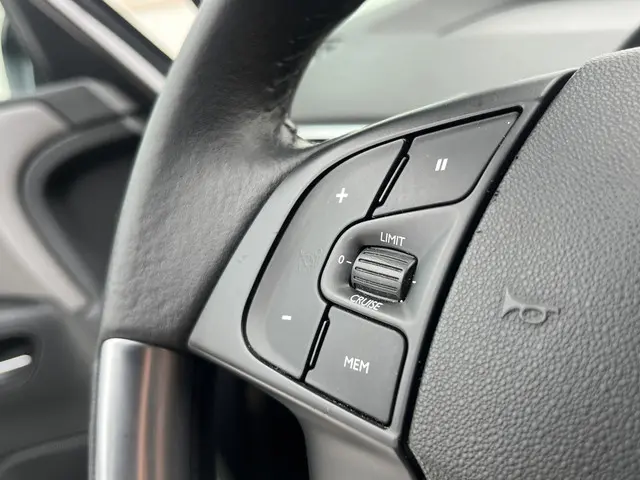 Citroën C4 Picasso PureTech 130 Feel 2018 Benzine 22