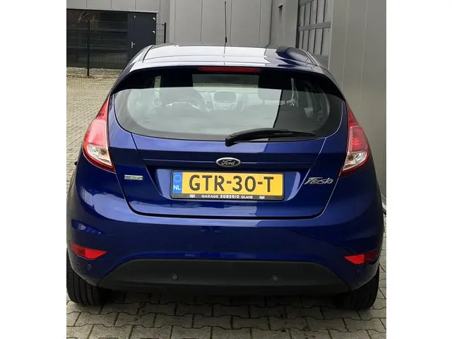 Ford Fiesta 1.0 EcoBoost Candy Blue Edition 2016 Benzine 4