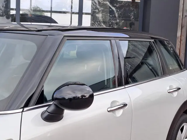 MINI Clubman Mini 1.5 Cooper Salt Business 2017 Benzine 6