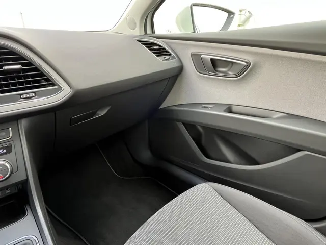 SEAT Leon 1.0 TSI Style Ultimate Edition 2019 Benzine 67