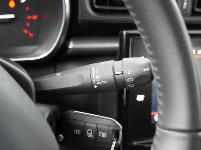 Citroën C3 1.2 PureTech Shine 2018 Benzine 19