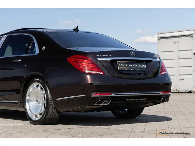 Mercedes-Benz S-Klasse 500 Maybach 2015 Benzine 29