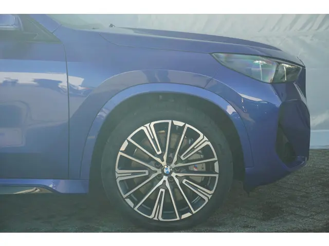 BMW X1 xDrive25e 2025 Hybride Benzine 8