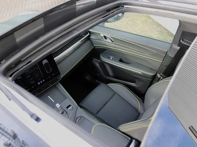 Lynk & Co 01 1.5 More 2025 Hybride Benzine 10