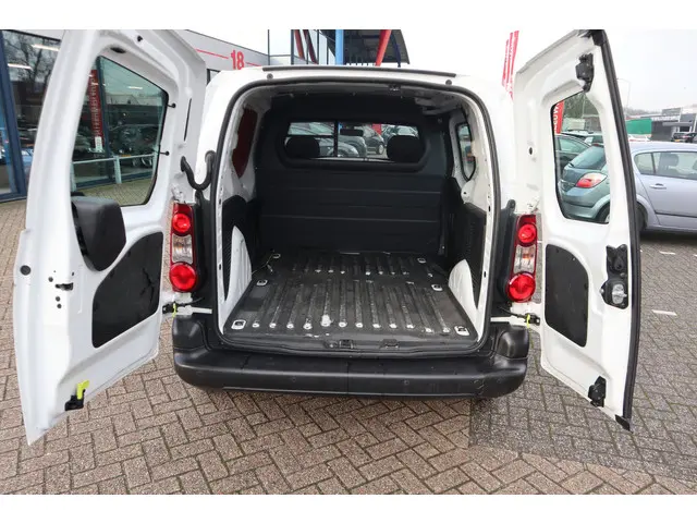 Citroën Berlingo 1.6 BlueHDI 75 Club 2018 Diesel 13