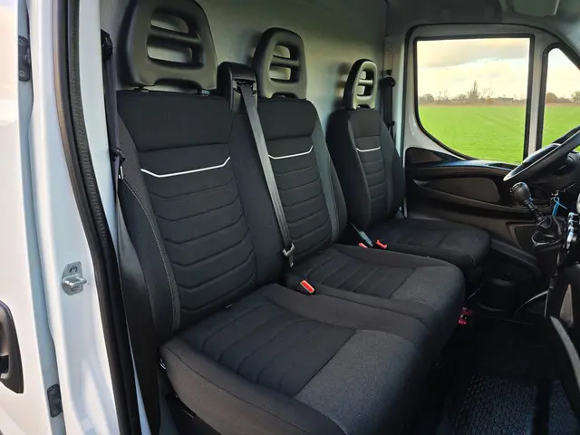 Iveco Daily 35S18HV 3.0 410 H2 2023 Diesel 13