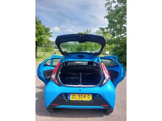 Toyota Aygo 1.0 VVT-i x-cite 2019 Benzine 4