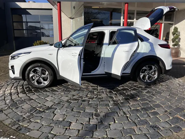 Kia XCeed 1.5 T-GDI DynamicLine 2022 Benzine 28