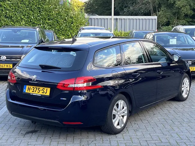 Peugeot 308 SW 1.2 PureTech Active 2017 Benzine 3