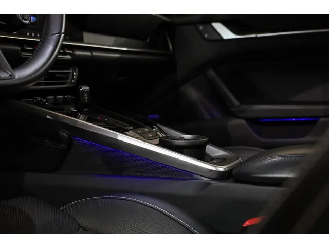 Porsche 911 3.0 Carrera S 2022 Benzine 25