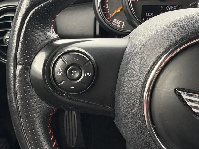 MINI One Mini 1.5 Chili Business 2018 Benzine 18