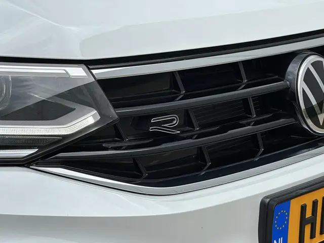 Volkswagen Tiguan 1.5 TSI R-Line 2023 Benzine 34
