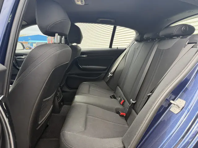 BMW 1 Serie 120d Sport Line Edition 2019 Diesel 5