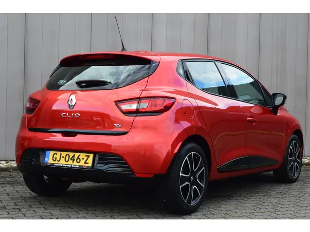 Renault Clio 0.9 TCE Expression 2015 Benzine 4