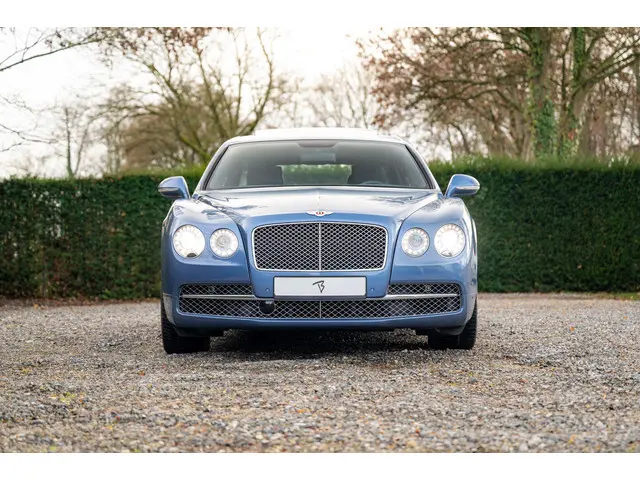 Bentley Flying Spur 4.0 V8 2016 Benzine 31