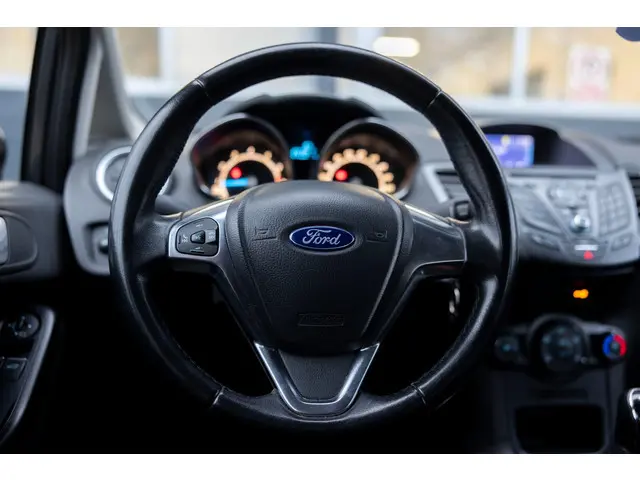 Ford Fiesta 1.0 White Edition AIRCO 2015 Benzine 9