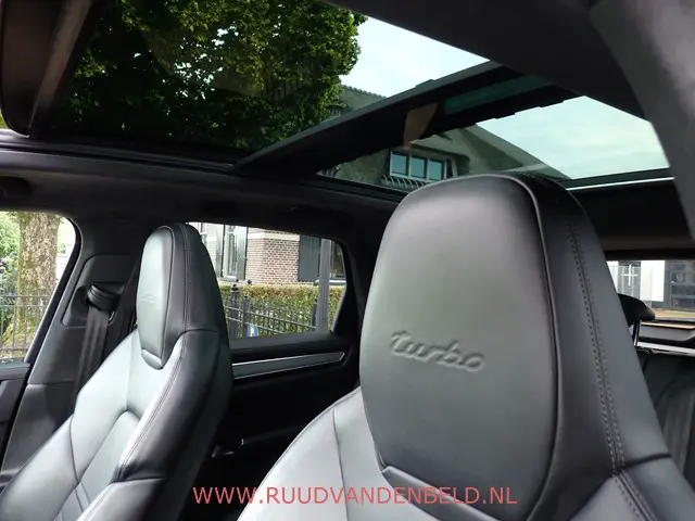 Porsche Cayenne 4.0 V8 2017 Benzine 8