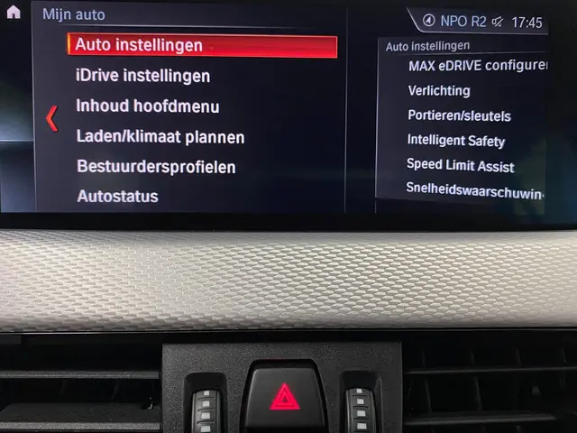 BMW X1 xDrive25e Executive 2021 Hybride Benzine 29
