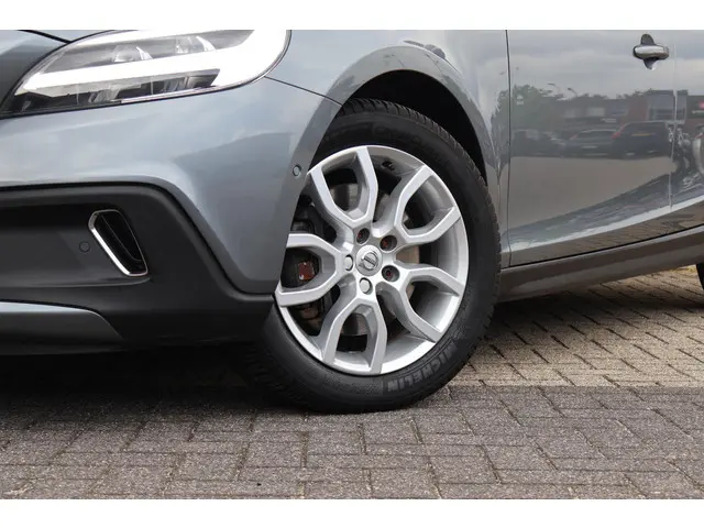 Volvo V40 Cross Country 1.5 T3 Polar+ Luxury 2020 Benzine 9