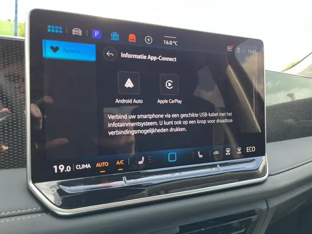 Volkswagen Tiguan 1.5 eHybrid Life Edition 2025 Benzine 17