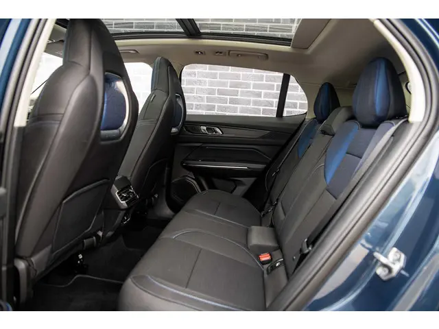 Lynk & Co 01 1.5 2022 Hybride Benzine 10