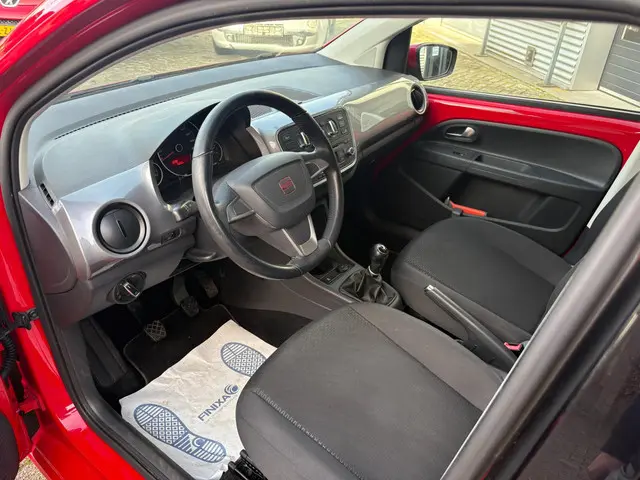 SEAT Mii 1.0 Style Sport 2013 Benzine 10